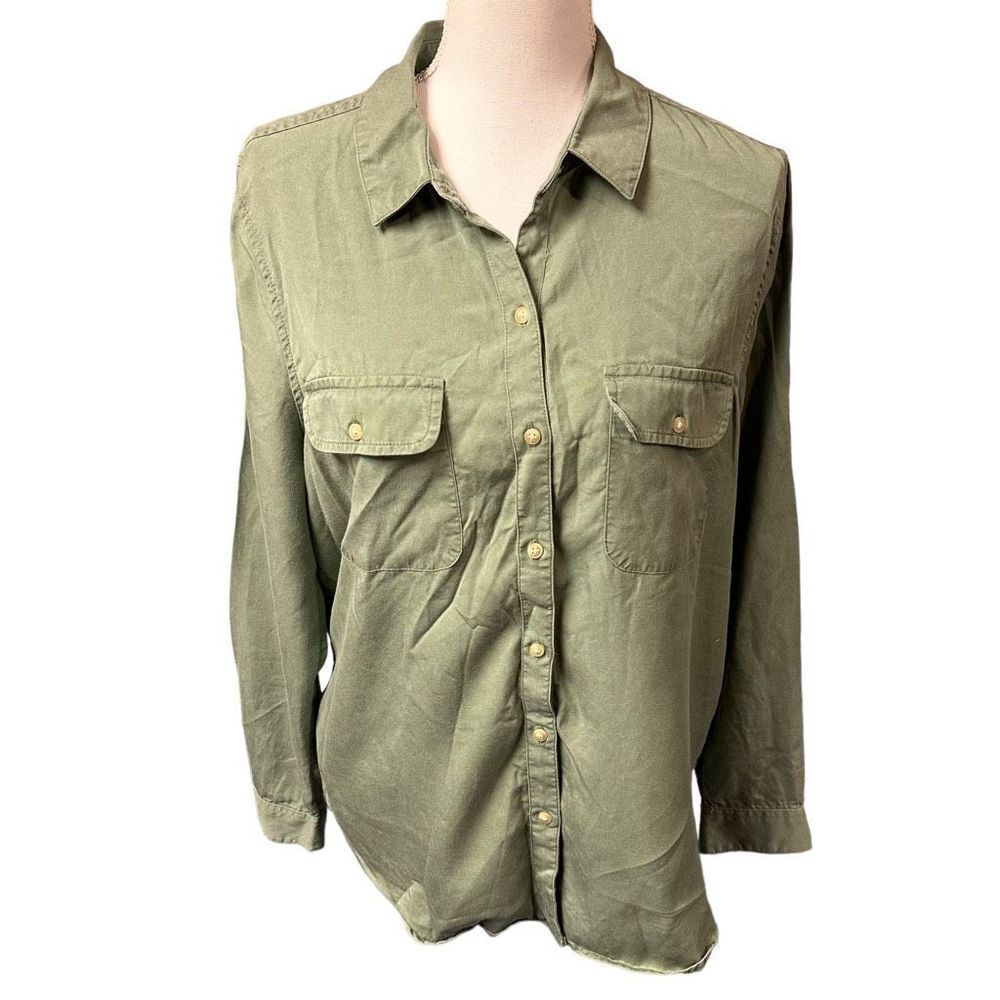 🌈LUCKY BRAND light green button front long sleeve top blouse women’s large